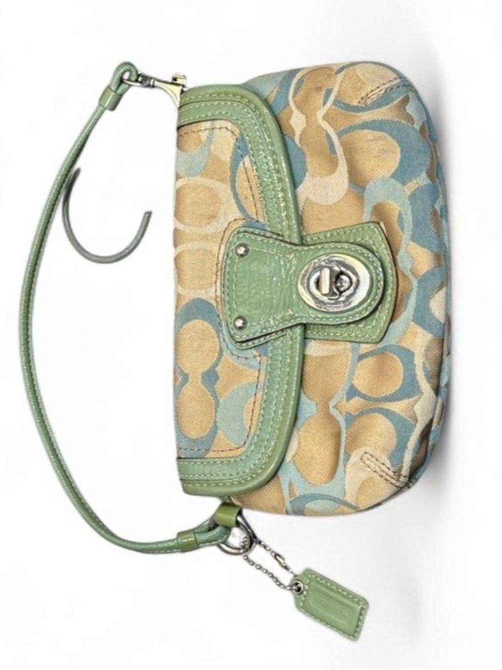 rare vintage coach legacy signature jacquard turnlock flap wristlet 💫🩵